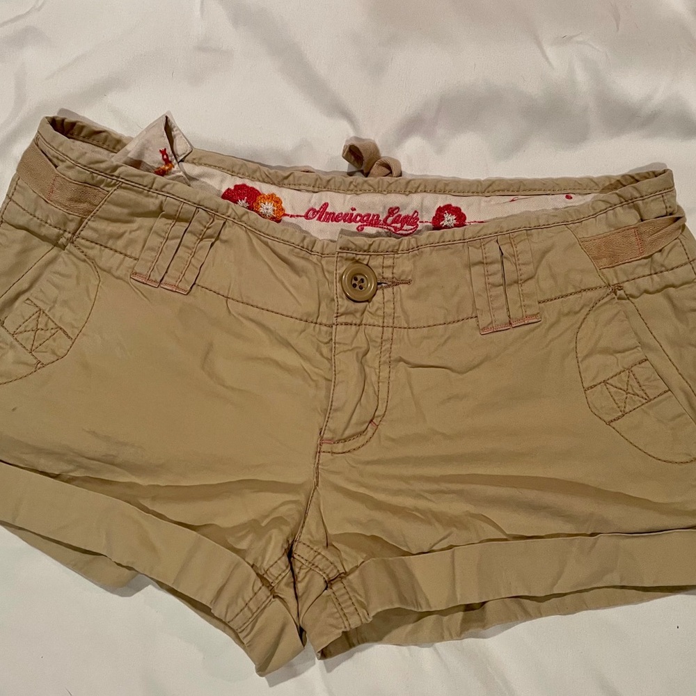 AE Women’s Cargo Shorts